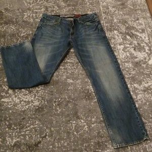 Levi Jean's